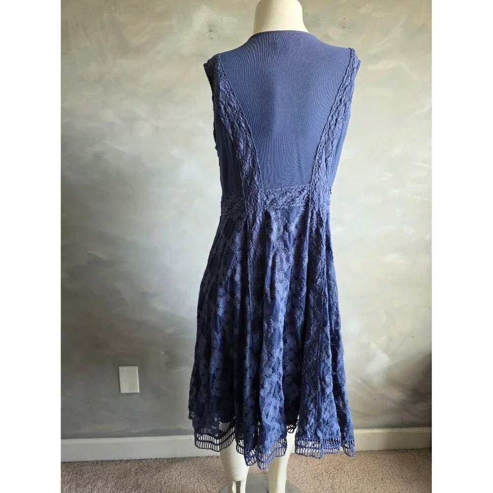 Sundance True Essence sleeveless Lace Floral Square Neck Sz 8